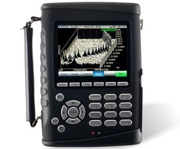 携带方便的 CoCo-80/90，具备5.7英吋大屏幕，可同时显示时域与频域讯号，完全独立，不再依赖笔记型计算机，可远程监控，可将测量数据存储作进一步的分析。