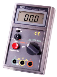 具有量测大地电压功能 资料锁定，最大值/最小值锁定功能自动关机功能测量电流输出：2mA 可作精密的三极式测量，也可自行作方便简易的二线式测量