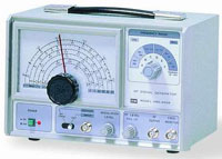 频率 100kHz ~ 150MHz (谐波可至 450MHz) 