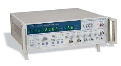输出频率:100KHz~110MHz（EE1461A）频率分辨力
1Hz
 
