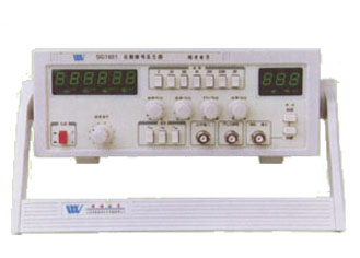 采用高可靠性的集成、稳幅电路,波形好、频率范围广,具有调频、调幅、载频功能,高频、调频立体声、音频信号输出

