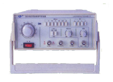 能产生三角波，脉冲波、正弦波,频率采用度盘指示,有单独的50Hz正弦波输出，便于做李沙育图形试验
