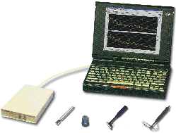 传感器采用传声器和加速度计，常规声学和振动测试项目。除了具有通常的声学及振动测试功能外，可存储和输出原始测试信号