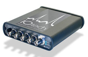 用600系列和eZ系列软件使振动分析和监测更容易和方便,软件程控分析频率： 20 Hz - 40 kHz ,每通道独立24-bit模拟输入,动态范围： 108 dB (典型) ,每通道软件选择AC/DC 耦合,每通道IEPE 恒流源. 
